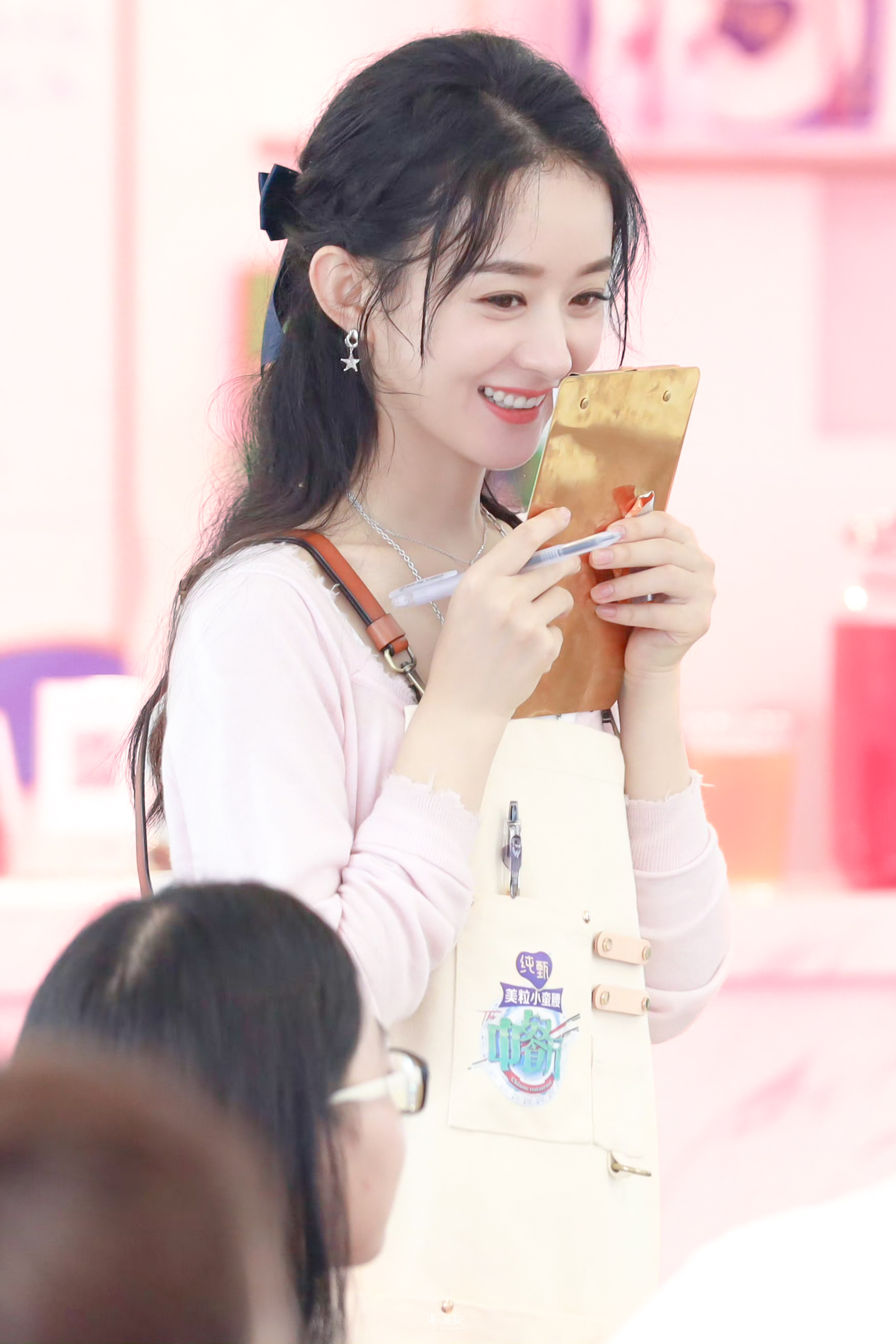 赵丽颖电影澎湖海战 zly赵丽颖黄和娘“远方的春失了信，忙着向我跌倒来，偶然又觉