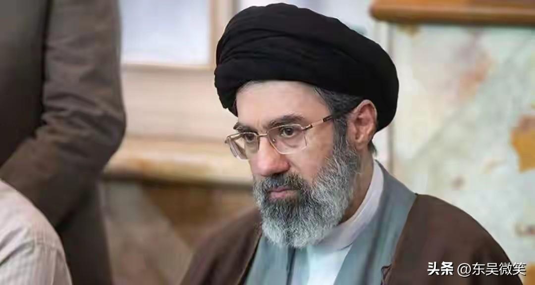 据《纽约时报》3月11日消息，莫杰塔巴早些时候在美国和以色列对伊朗的军事行动中“