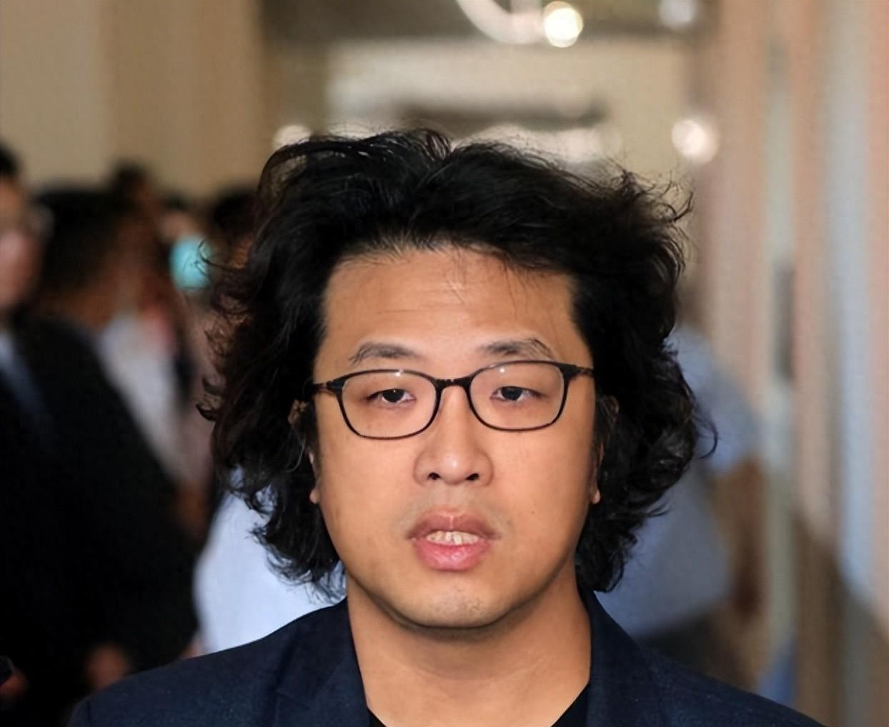 台湾当局恐吓民众勿转抓沈伯洋，孙玉良：谁抓住沈谁就是天下奇侠。

2025年10