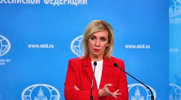 俄罗斯喊话中国，扎哈罗娃用中文写道“俄中友谊万岁”，在特朗普大力宣传“和平委员会