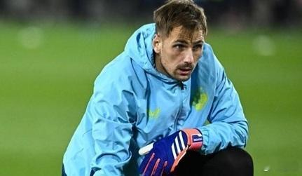 萨格勒布迪纳摩在欧联杯的比赛中0比4不敌里尔，迪纳摩全场仅有3次射门，且没有1次