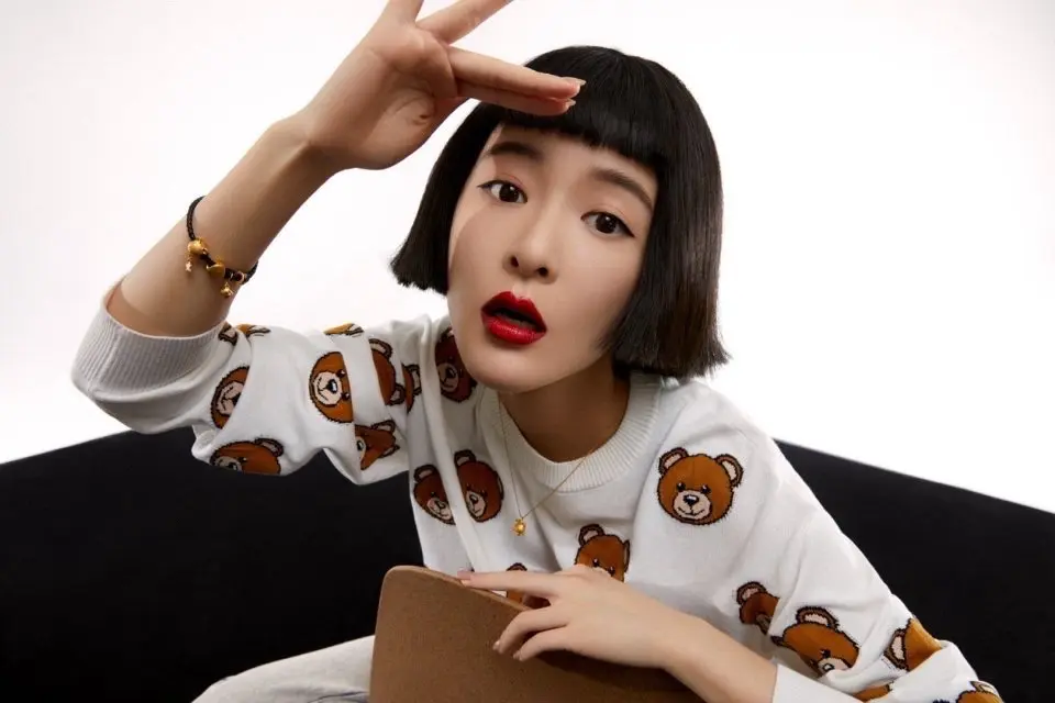 美女。