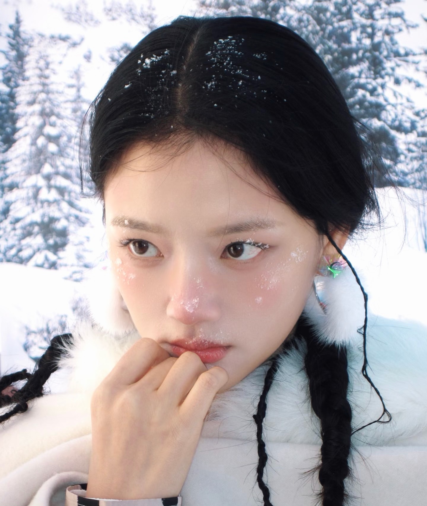 金鹤龙给任敏化的瑞雪冻红妆好美😍，雪中精灵🧚即视感！ 