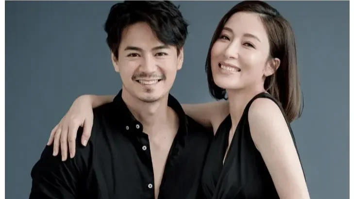 《洪小玲的幸福新篇：婚姻与新生命的喜悦》 当洪小玲官宣结婚且怀孕的消息...