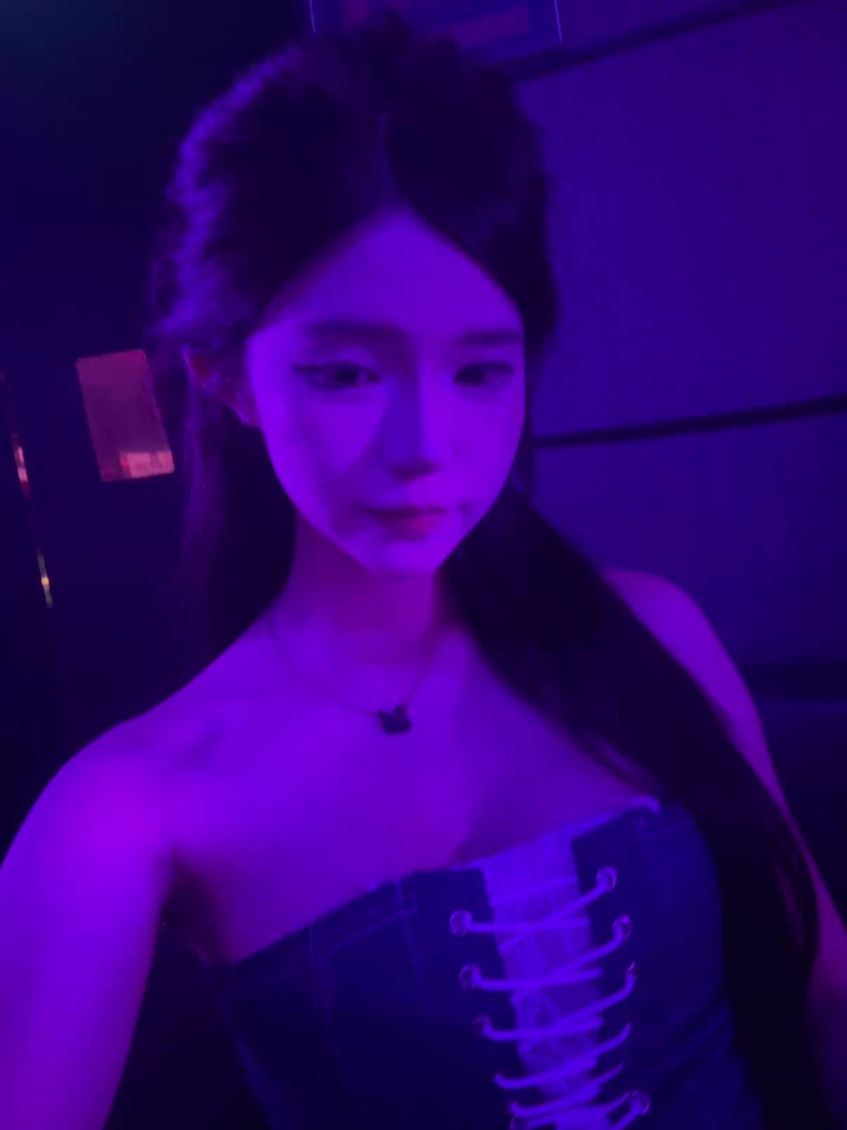 很权威的一张脸