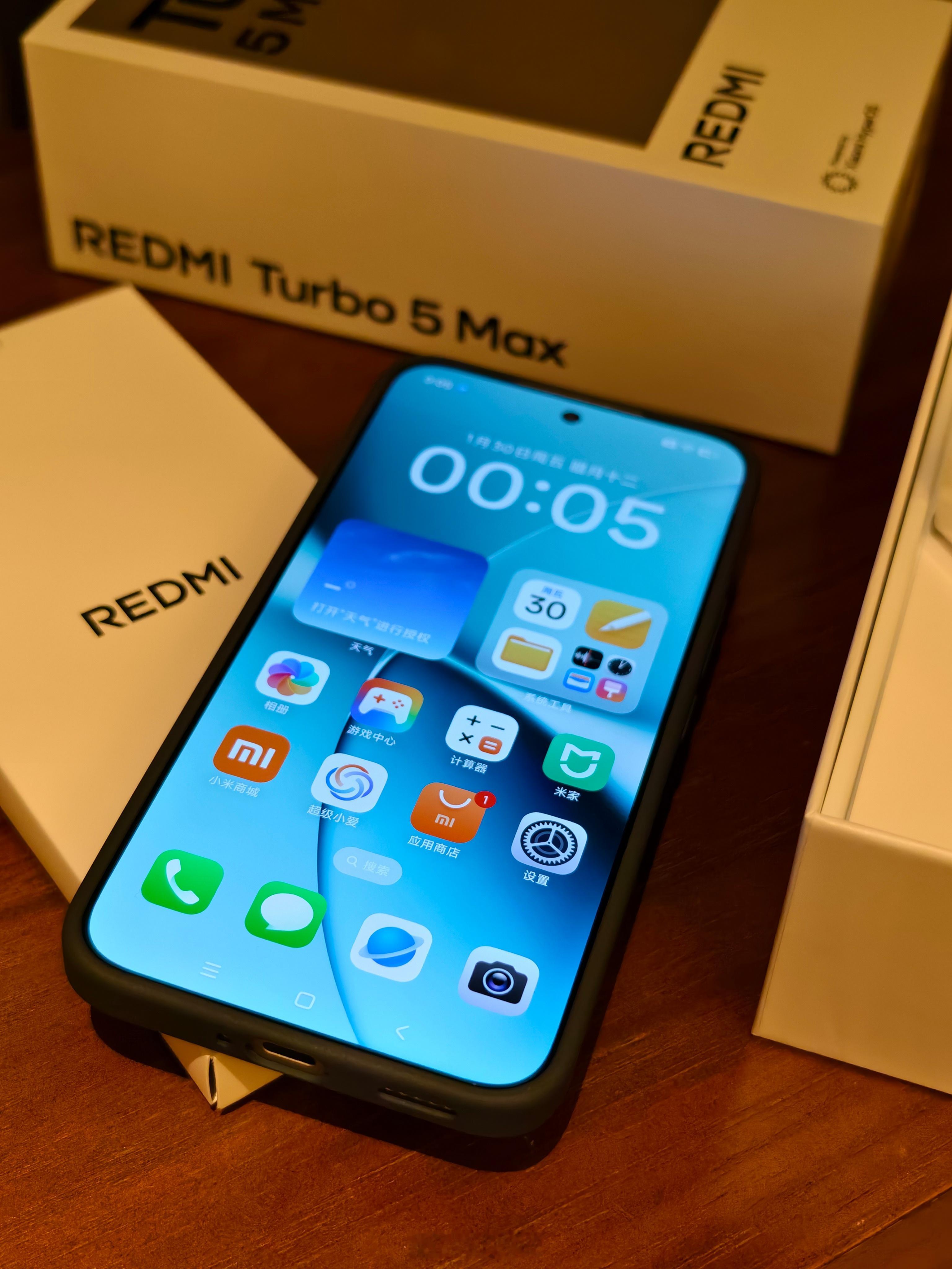 Turbo5 Max用了一天了，趁现在有空，说说使用感受。Turbo5 Max外