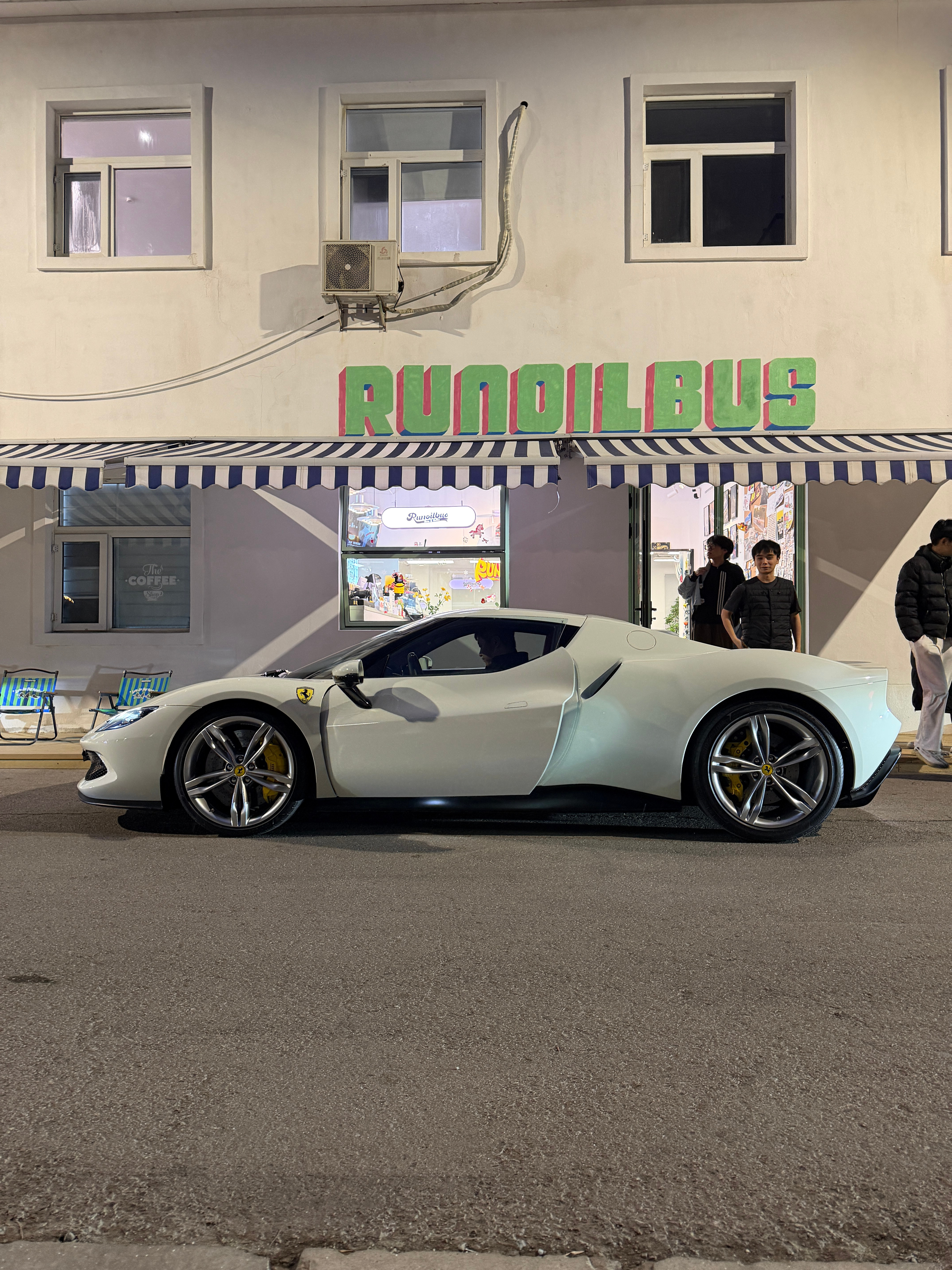 北京，下冰渣子了❄️梦想家ALI 北京·Runoilbus燃油巴适