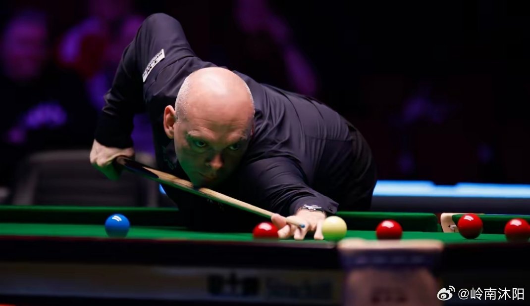 喜讯！吴宜泽5-4绝杀世界冠军宾汉姆晋级16强，丁俊晖世锦赛种子席位更稳北京时间