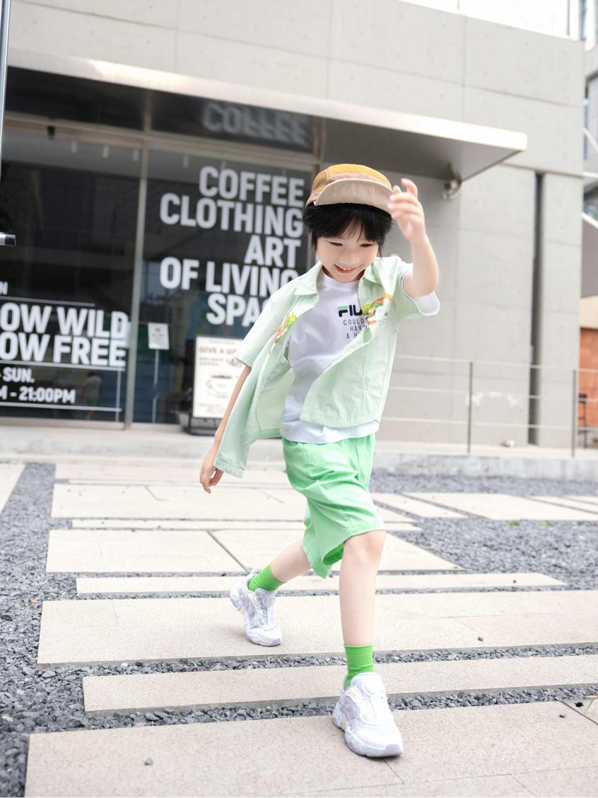 把《拥抱》穿在身上，FILA KIDS 在济南造了一座“可以抱”的童话展览如果童