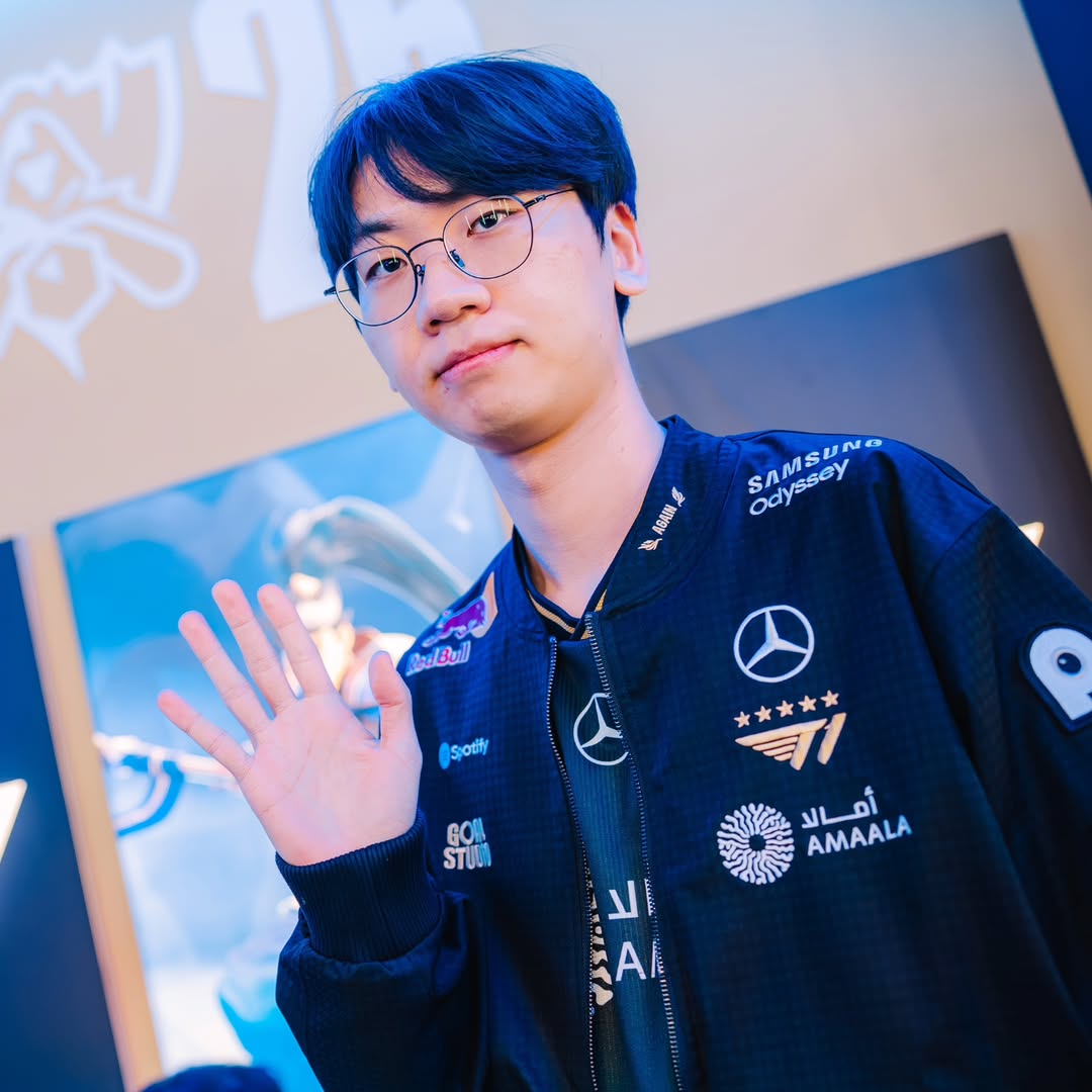 赛事官方分享T1赛后返图：卫冕冠军重回半决赛