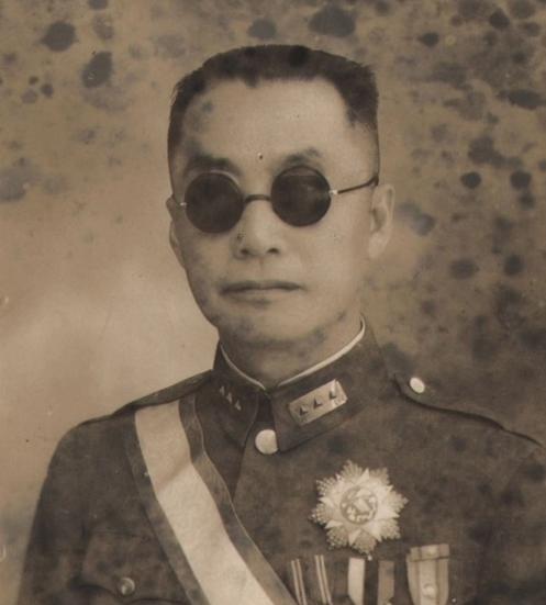 1949年成都解放后，有一件事情让解放军非常头疼，无论如何都找不到四川省主席王陵
