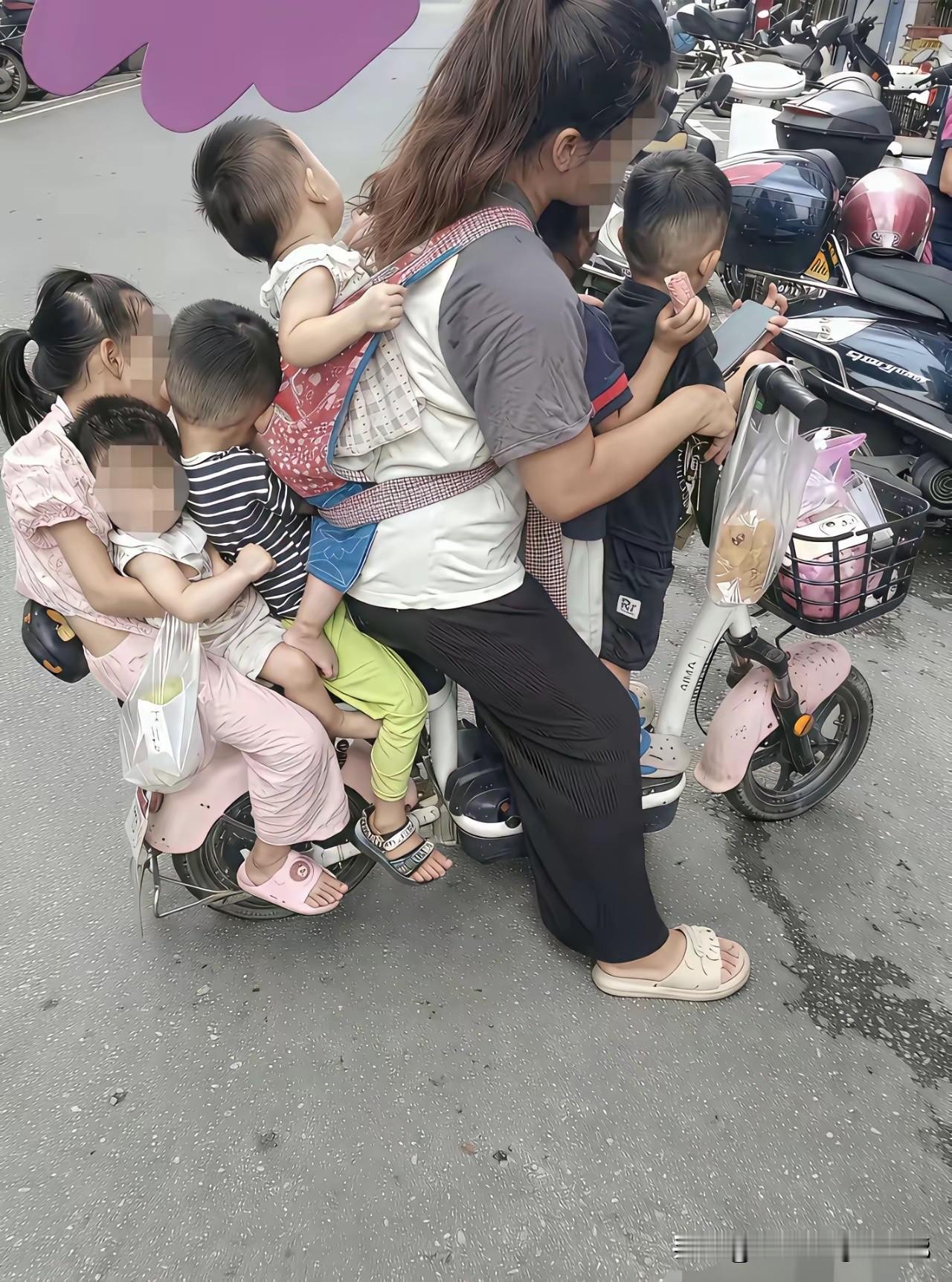 你们发现没？越是穷人，越是敢多生孩子。因为TA们的眼界就在那里。不想想家庭的未来