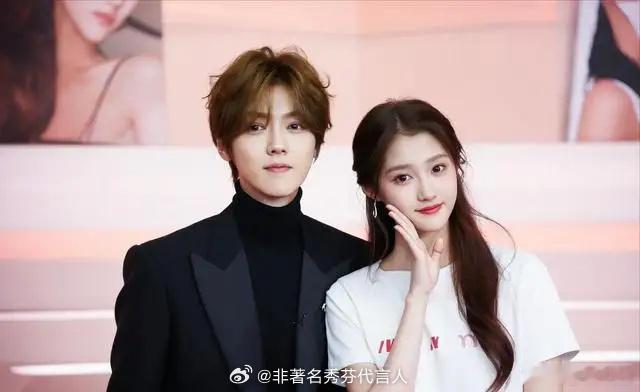 鹿哈订婚差点以为[衰] ​​​