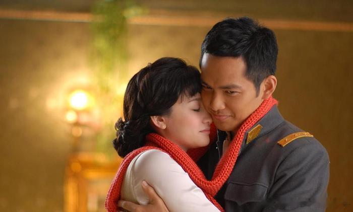 李小冉钟汉良16年前的剧翻红谁懂啊！民国虐恋天花板时隔十六年再度爆火🔥《来不及