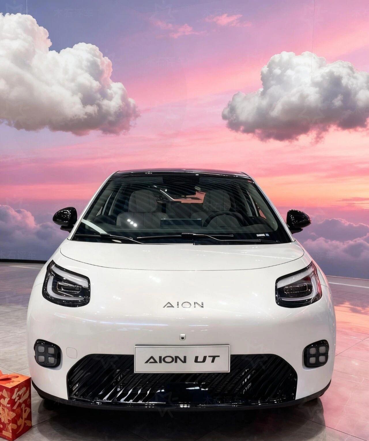 埃安 UT：10 万级纯电，智享大空间出行6.98万起售的埃安UT太香啦，堪称1