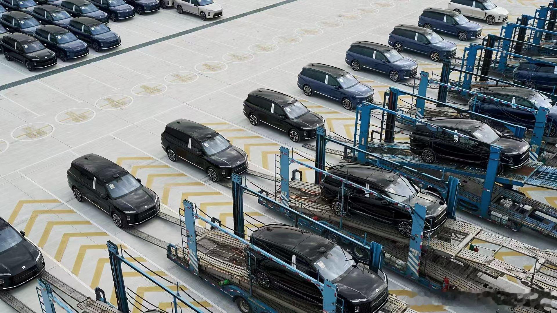 知道抢什么颜色了吗？蔚来汽车[超话] ​​​