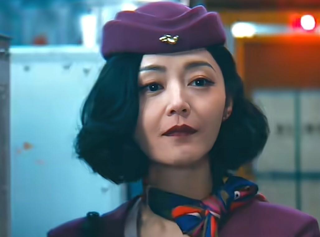 预售177万就被嘲＂就这＂？《空枪》这波操作，我愿称之为＂影后贴胶布式逆袭＂
要