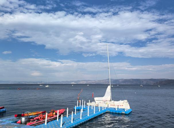 日本是在作死的边缘疯狂试探，这么下去，不出意外的话应该很快就会出意外。现在日本国