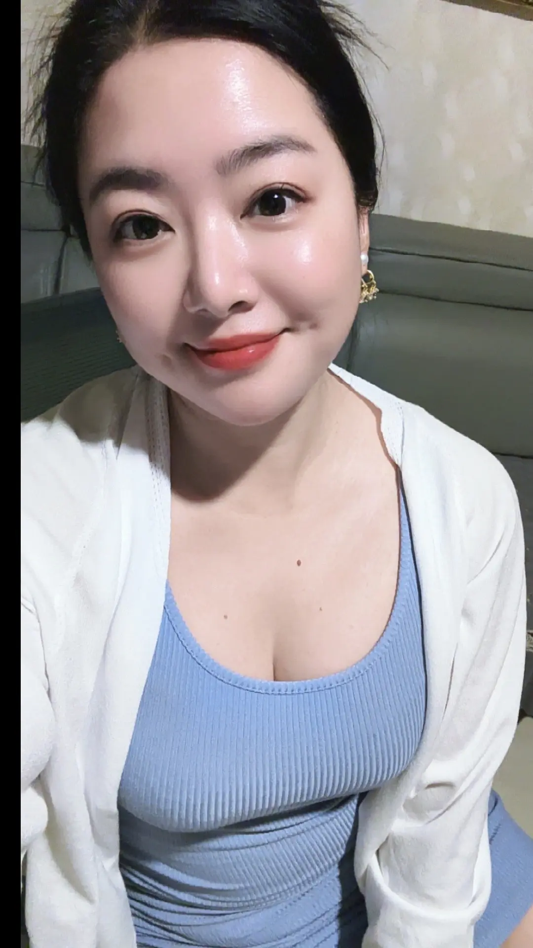 有人要你漂亮，有人要你懂事，可有人只要你开心就好。