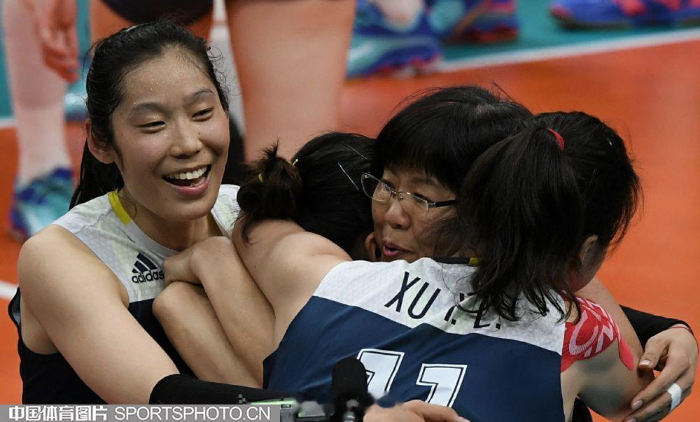 激动 朱袁张1块2毛9 中国女排