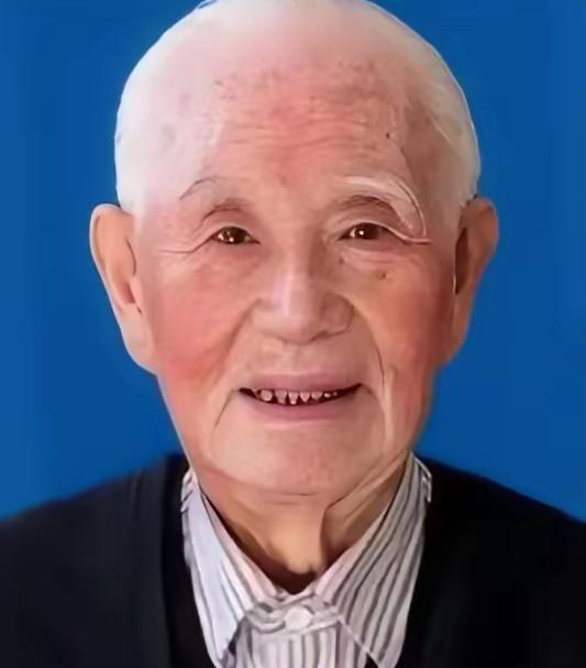 1945年10月，阎锡山的秘书李蓼源被带走，车子一路开到野外，墓坑早已挖好。就在