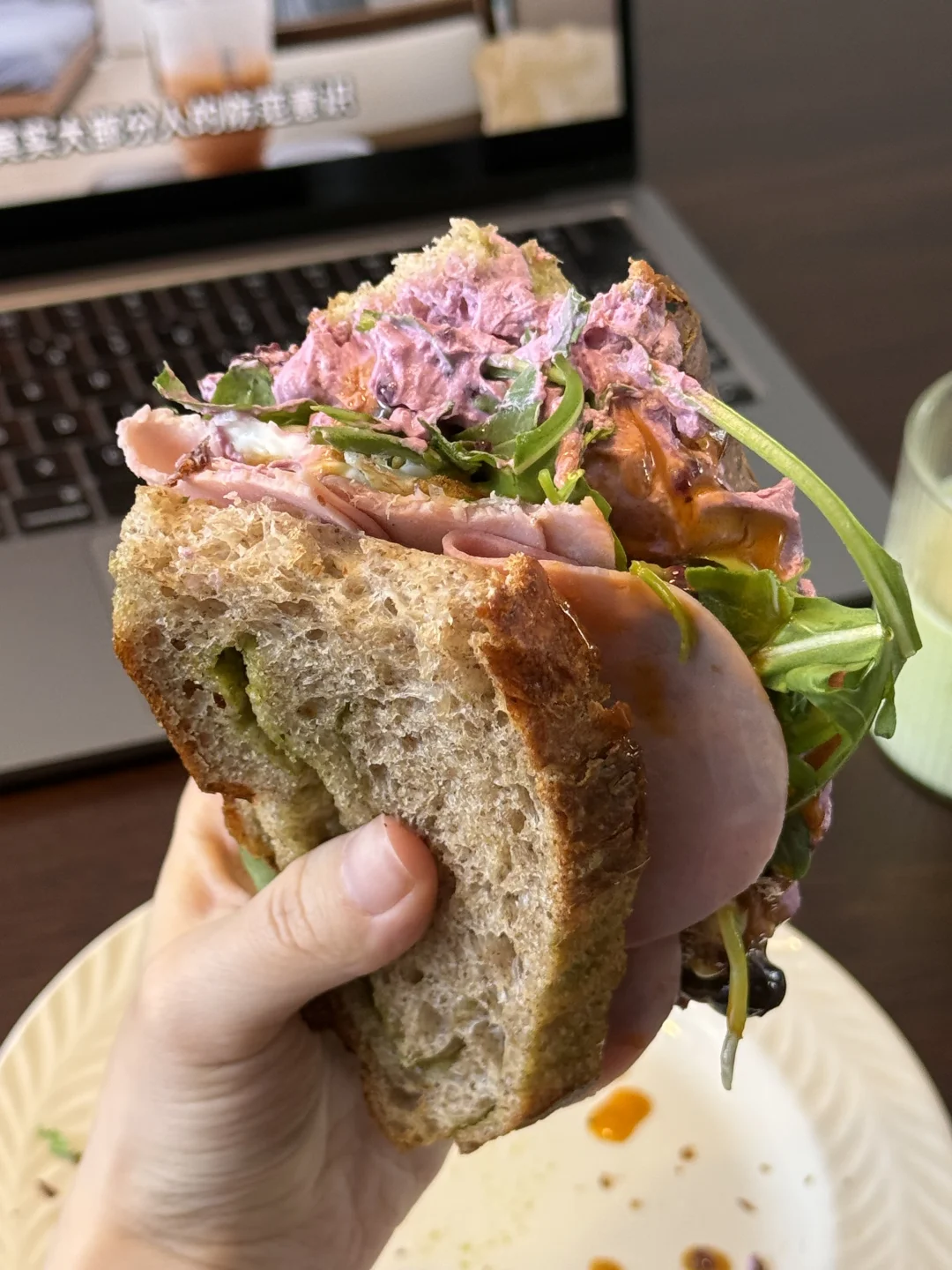 邀请所有女孩吃早餐🥪