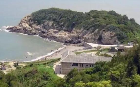 一旦台海爆发冲突，最难啃的骨头不是台湾本岛，而是距大陆最近点约34公里，距福建连