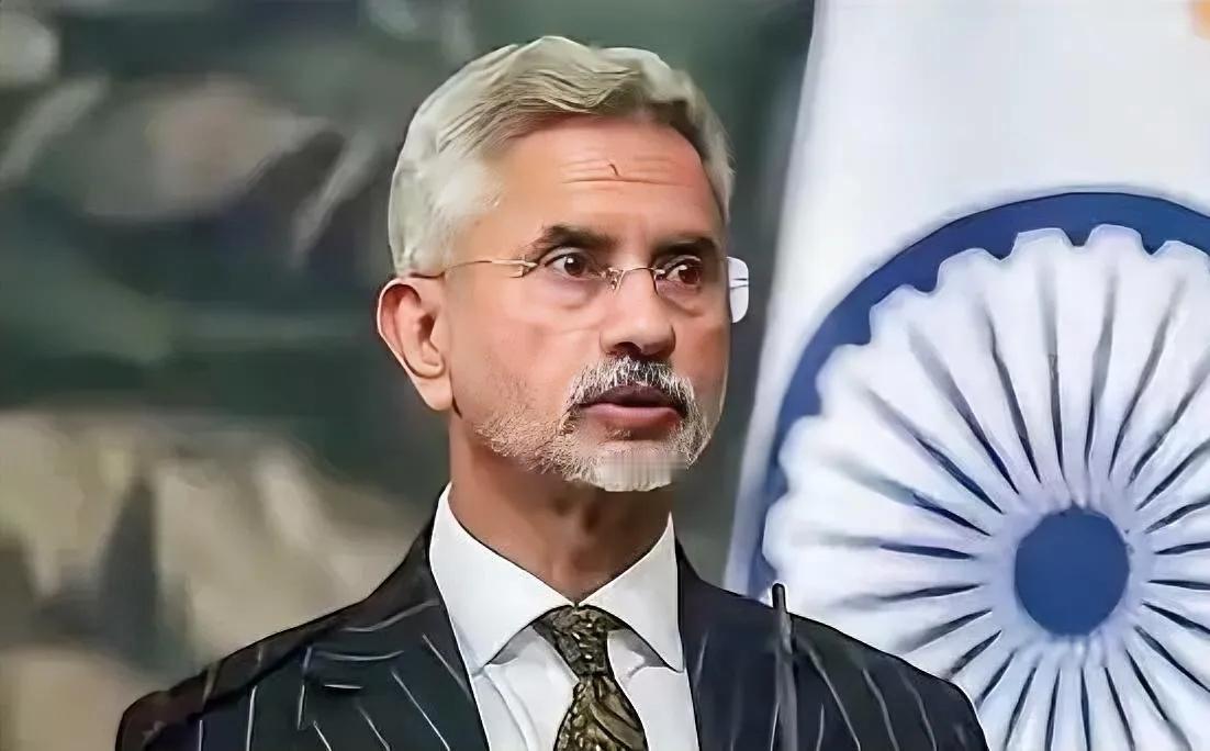 新加坡的墙还没跳上，印度也跟着跳了！
新加坡的目的，无非是想讨点钱，不搭理他就行