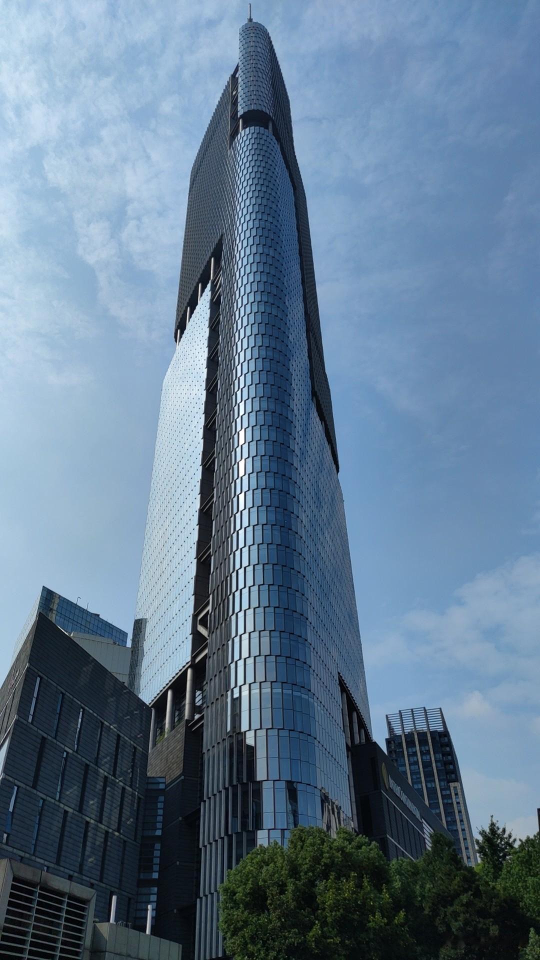 南京地标  vs  上海地标