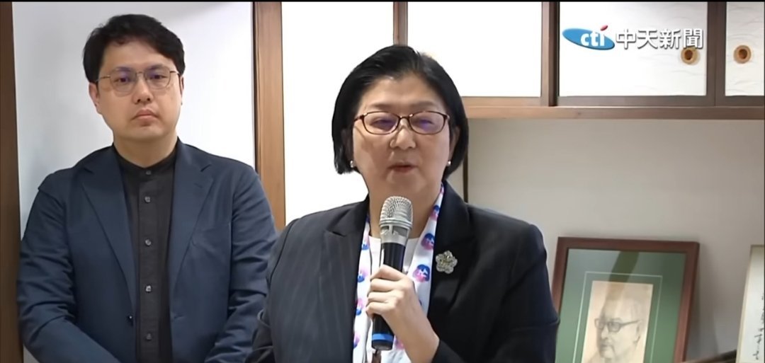 《庆哥评论 再论雷倩的新两岸论述缪误：海南岛岂是可以拿来讨论？》首先，她想把港澳