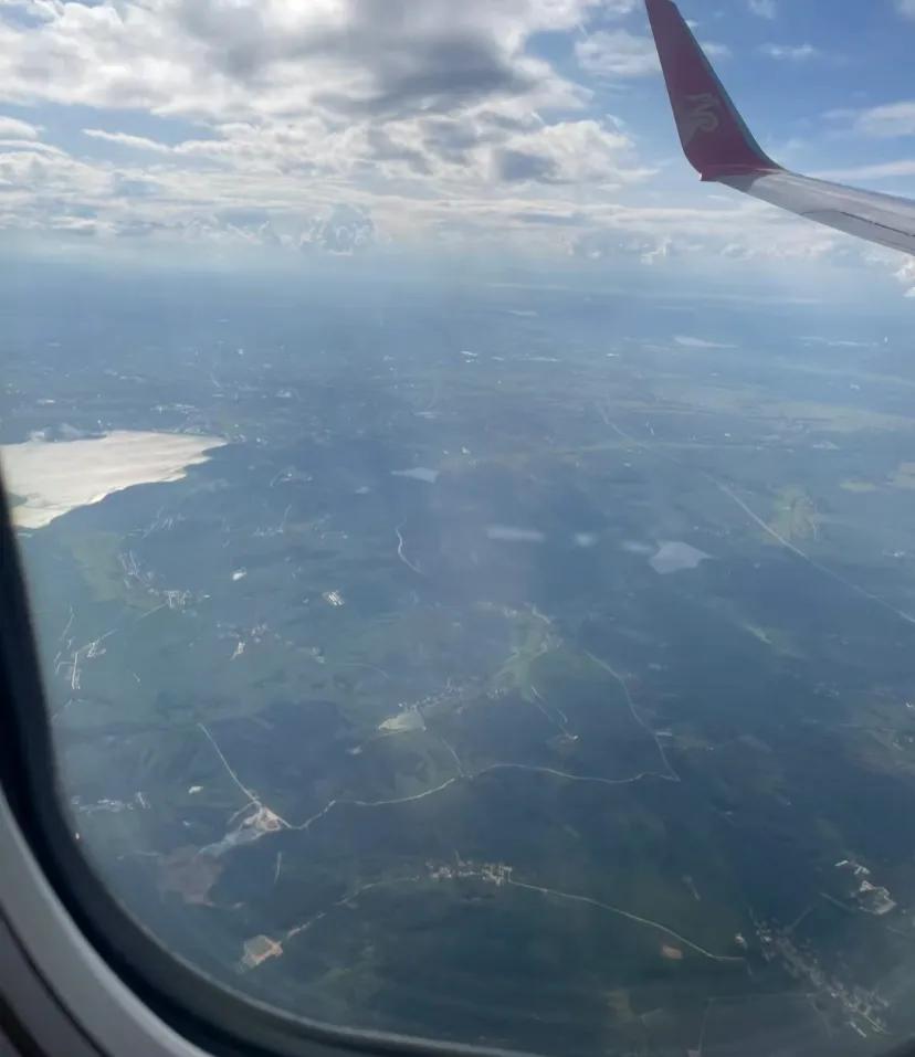 广西人来吉林上学，破防了。
第一天来，各种水土不服，喉咙不舒服，嘴巴很干，流鼻血