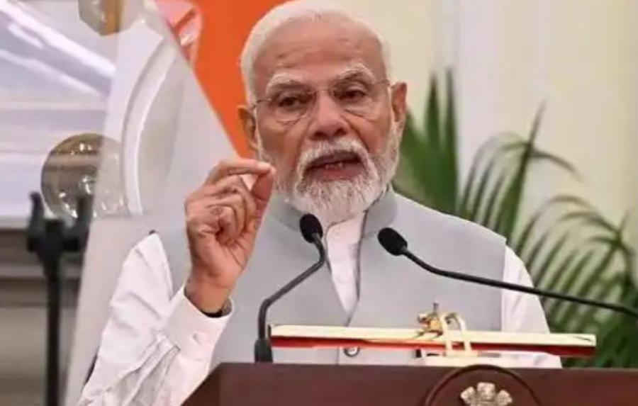 最近，印度跟美国搞了个防务合作协议，算是双赢，但这也没能让莫迪高兴多久。
巴基斯