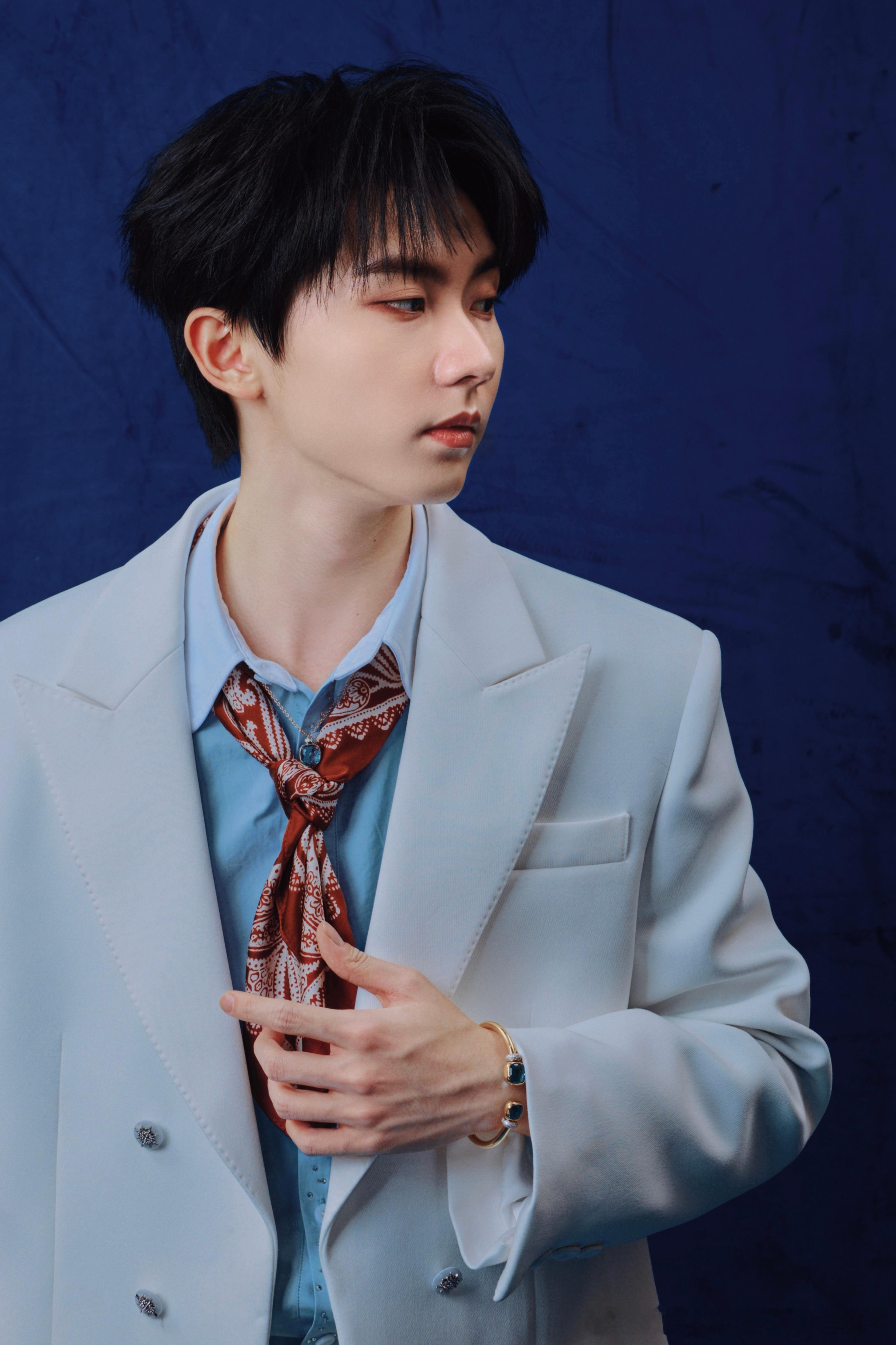 马嘉祺 in Pomellato.今日湖南卫视春晚 ，佩戴 Pomellato 