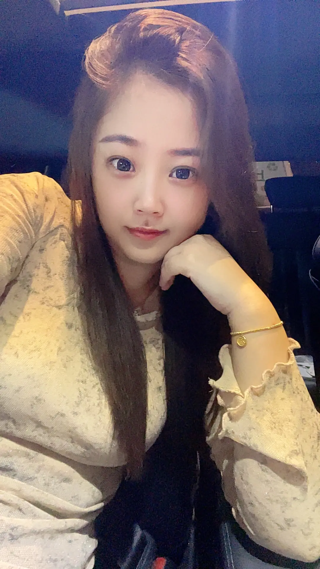 我怎么会辨别不了人与人之间的真真假假 只是碍于人情世故和几分薄面