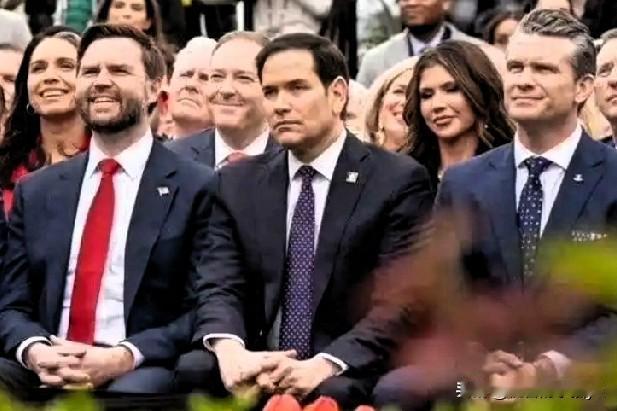 在特朗普这场“背锅与甩锅”的政治棋局里，鲁比奥、赫格塞思和万斯三人沿着不同的风险