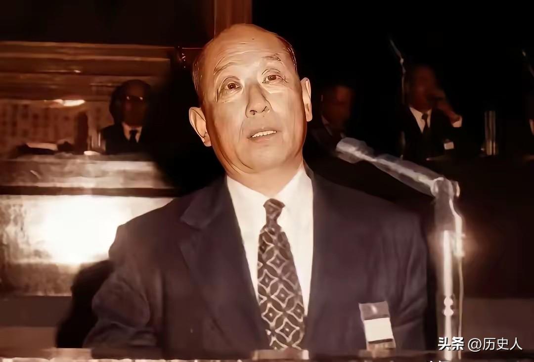 西装革履，双手染血：残害吴石烈士的冷血屠夫，终留千古骂名
 
就是他下的令，给吴