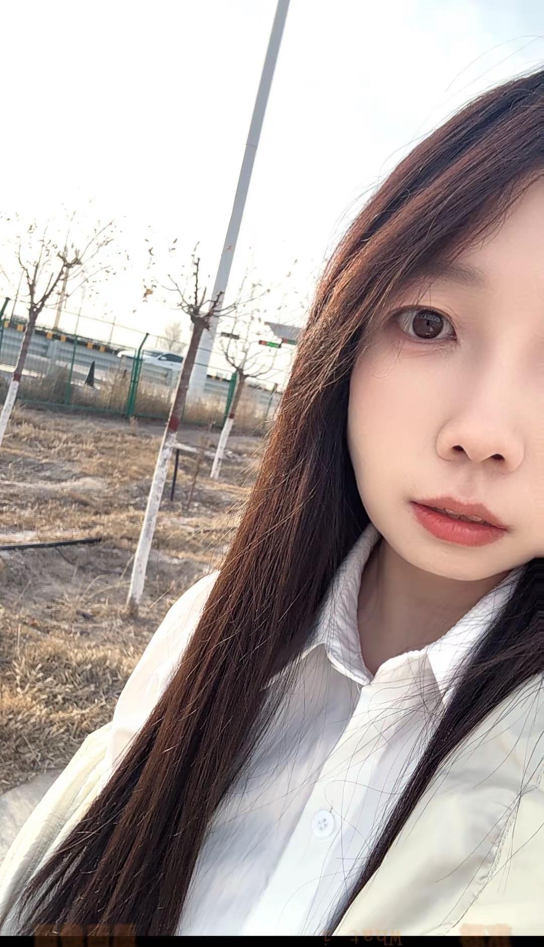 现在的态度  更多的是想躲 躲麻烦 躲是非 一心一意把自己的日子过清净  …….