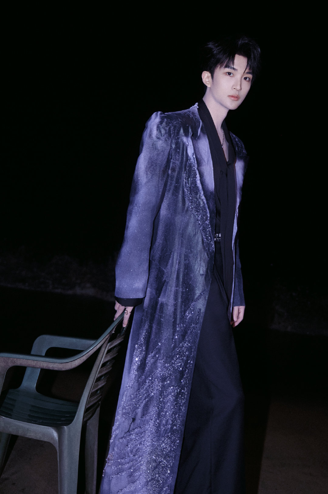 黄子弘凡跨年夜演绎Peet Dullaert  2024秋冬高定 