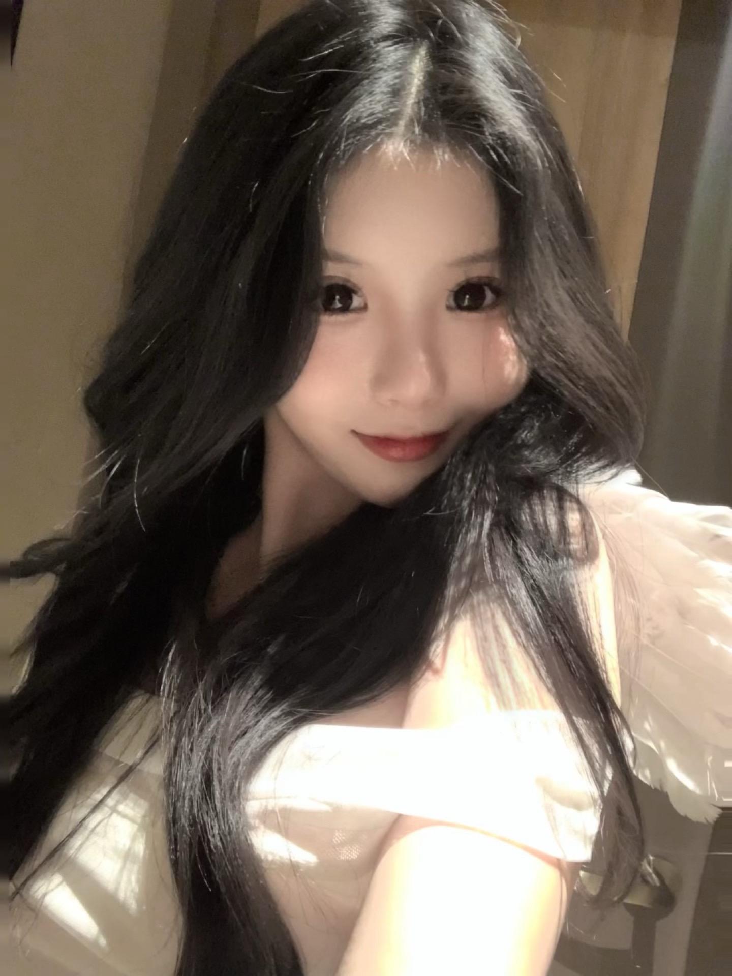 你最喜欢的还是我吧