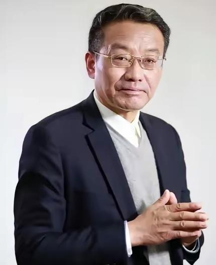 复旦大学教授王德峰：当下两个基本问题摆在中国人眼前，一个是没有精神家园，一个是中