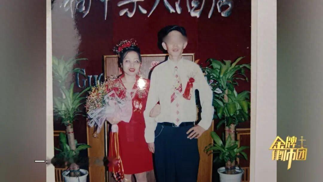 忍了十年家暴患上重度抑郁，连7000元医药费都掏不出的妻子，竟发现丈夫背地里偷偷
