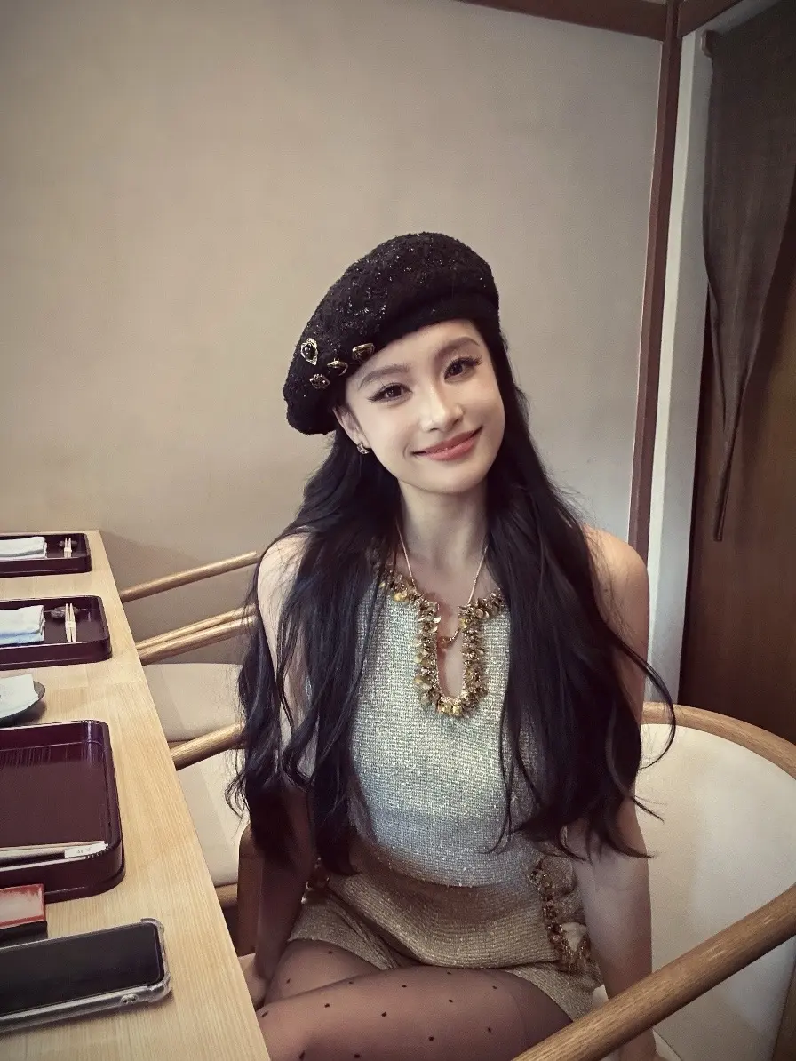 “乖乖啊 今年的你也辛苦啦 你一定要把爱多留给自己呀”