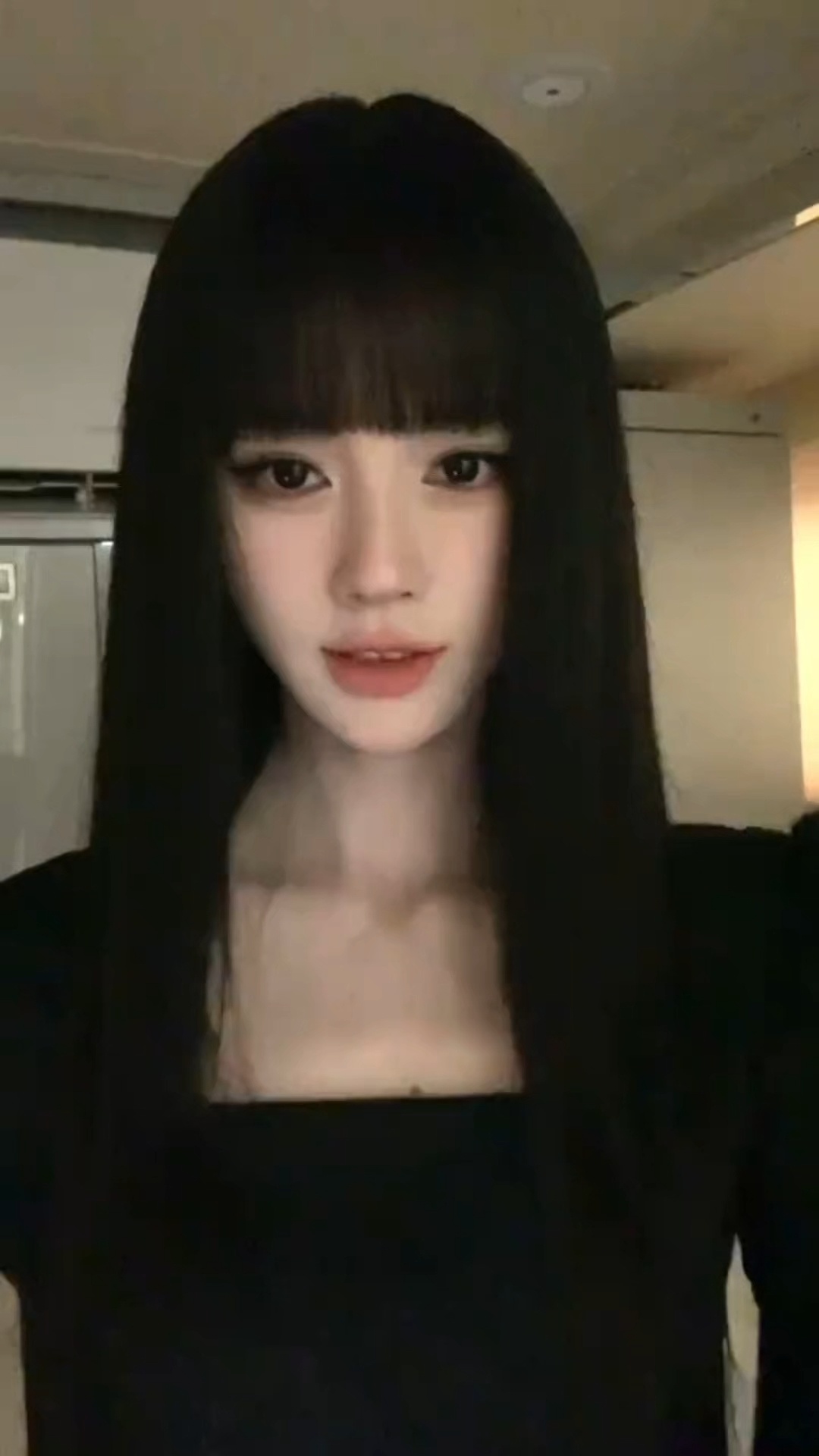 看得人啥坏心情都没了 只想嫁给她。 