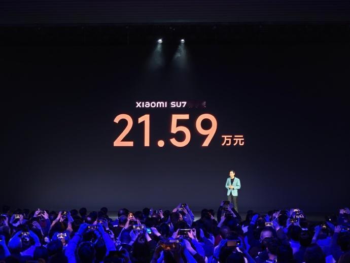 雷神！21.59万起步，小米汽车这个价格也太狠了

那么小米汽车最优势的地方是什