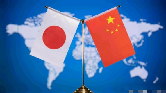 正在美国访问的日本首相高市早苗突然对我们喊话了，高市早苗一句硬话也没有说！3月2