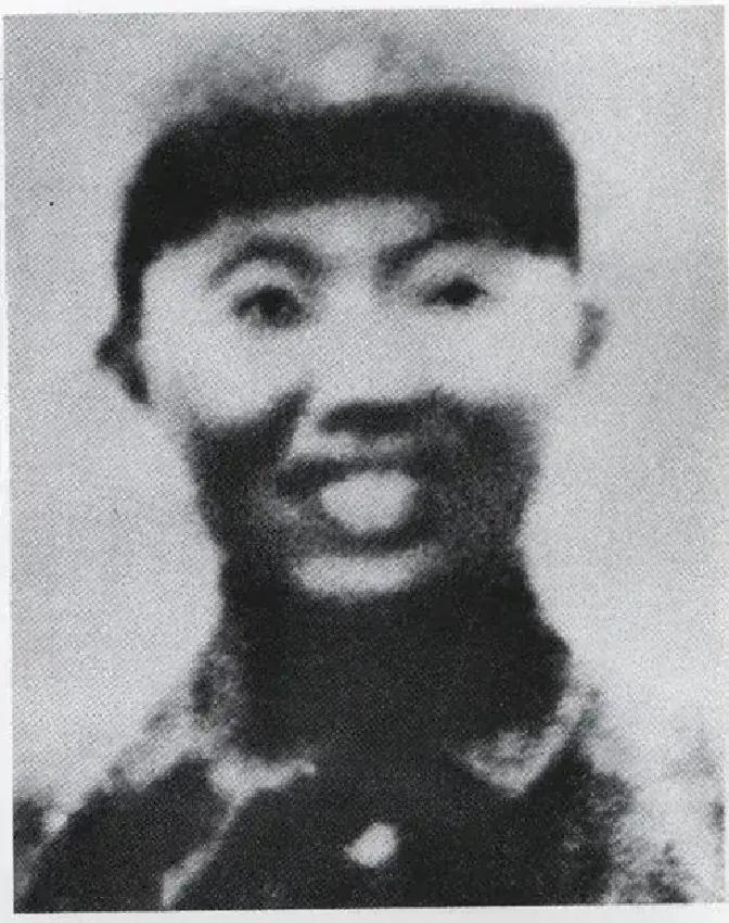 1942年，八路军山东纵队一旅二团副团长王凤麟，因腿伤截肢，被安排到马鞍山休养。