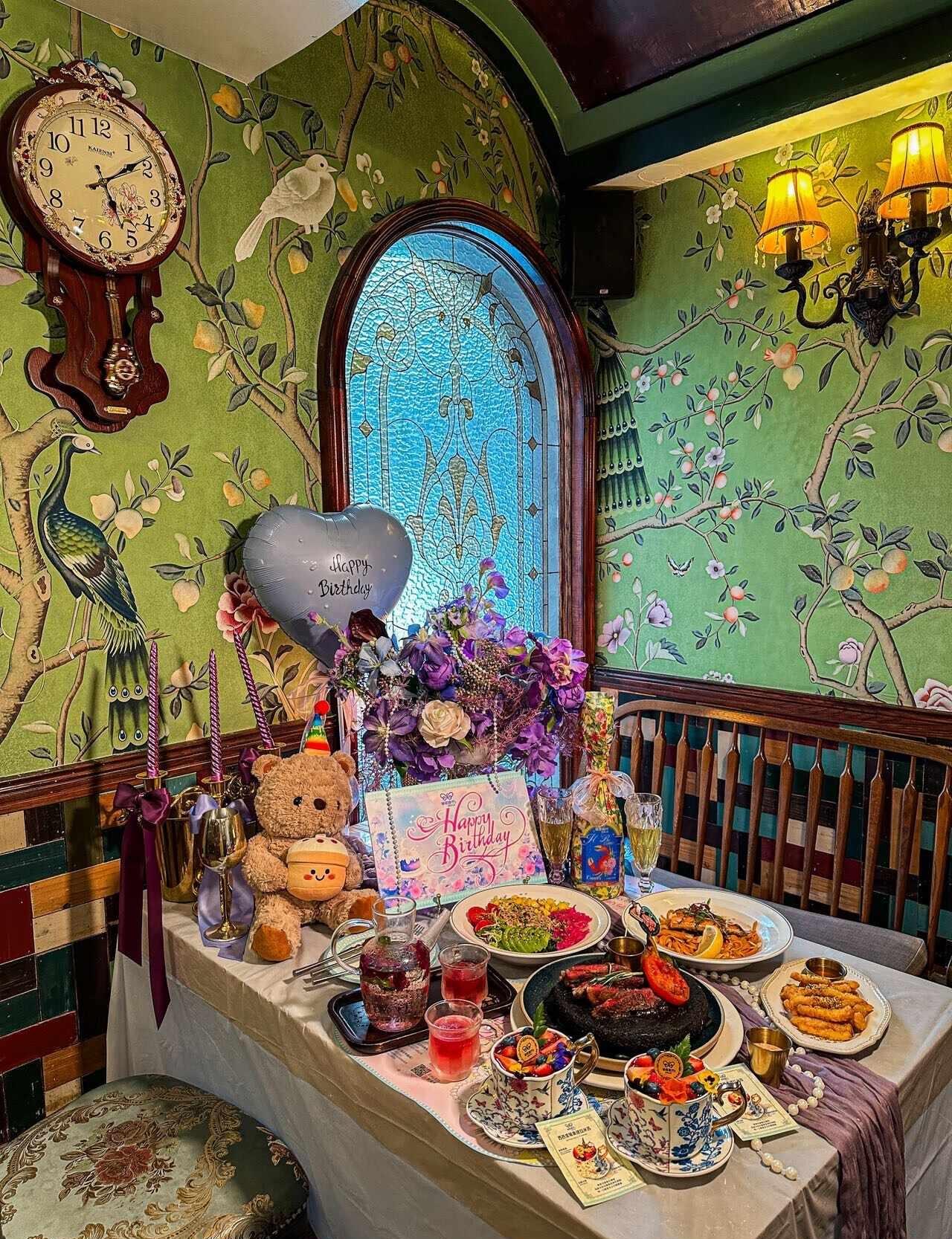 体育西…适合过生日的平价复古餐厅！！
广州西餐 氛围感餐厅 西餐 生日餐厅 漂亮