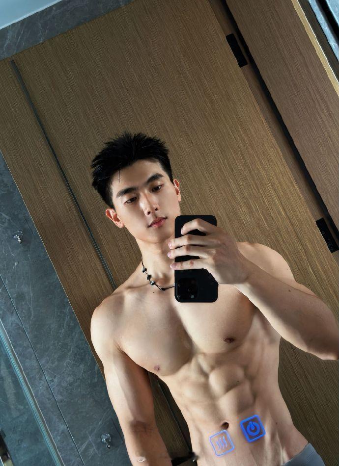 🤳 