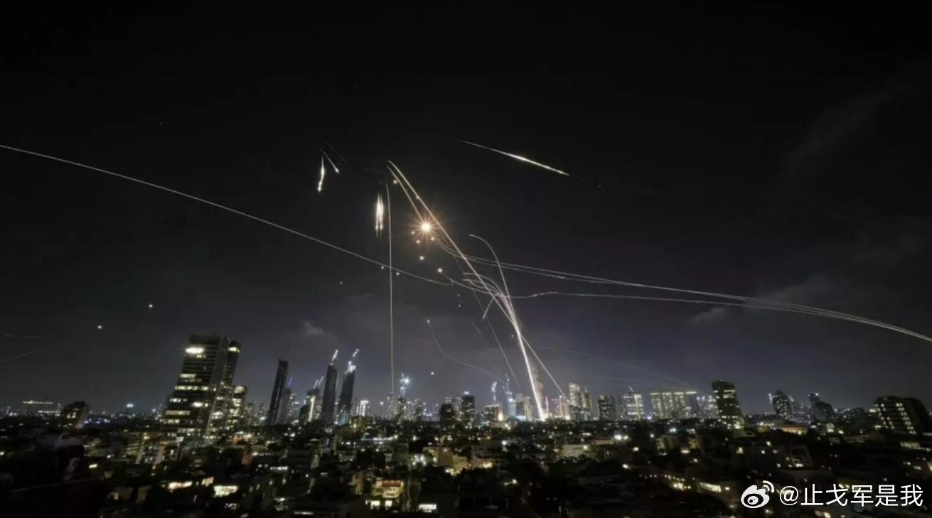 特朗普政策急转弯原因曝光对伊朗能源基础设施打击很奏效，但特朗普为何要暂缓军事打击