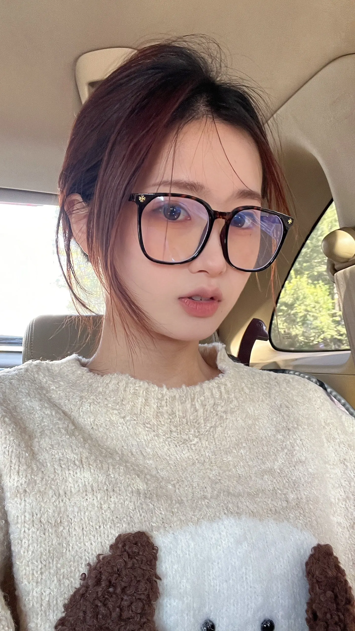 zyx你最近超幸福的好嘛。